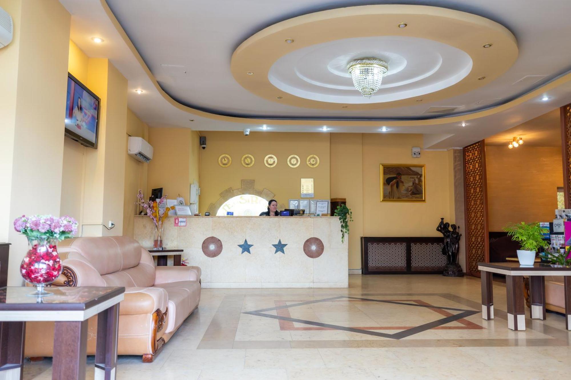 Hotel Sir Colentina Bucharest Exterior photo